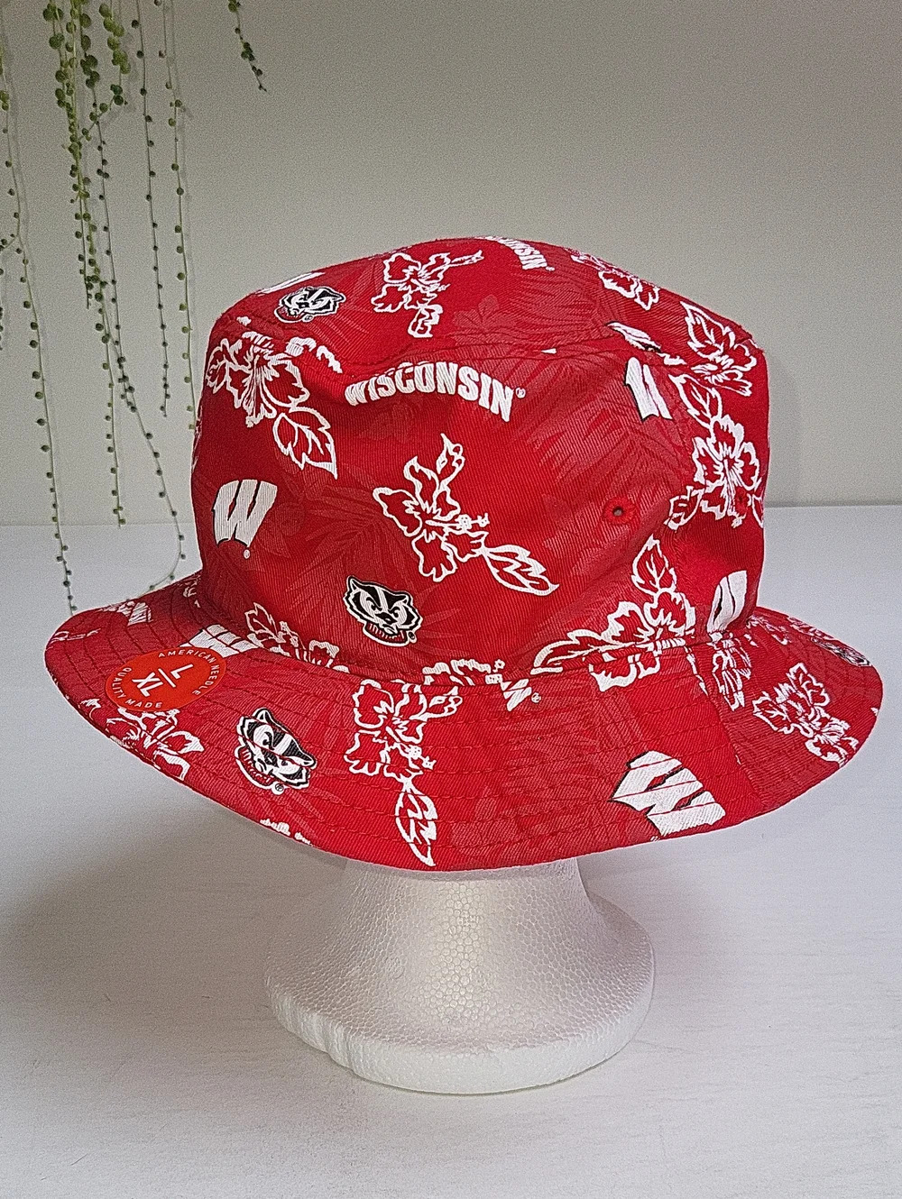 Red University of Wisconsin Badgers Bucket Hat Unisex